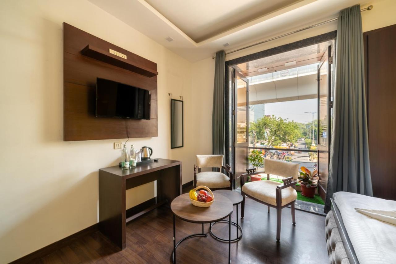 Lime Boutique B&B Gk-1 At Kailash Colony Metro , Greater Kailash Near Eros Hotel Nehru Place Nowe Delhi Zewnętrze zdjęcie